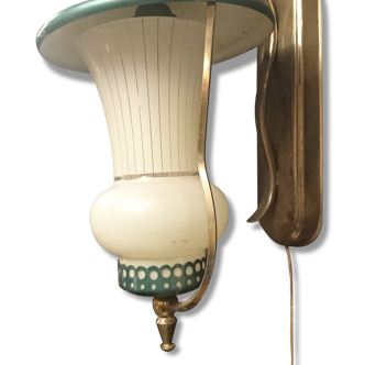 Pretty nightstands, sconces typed end 40 years...