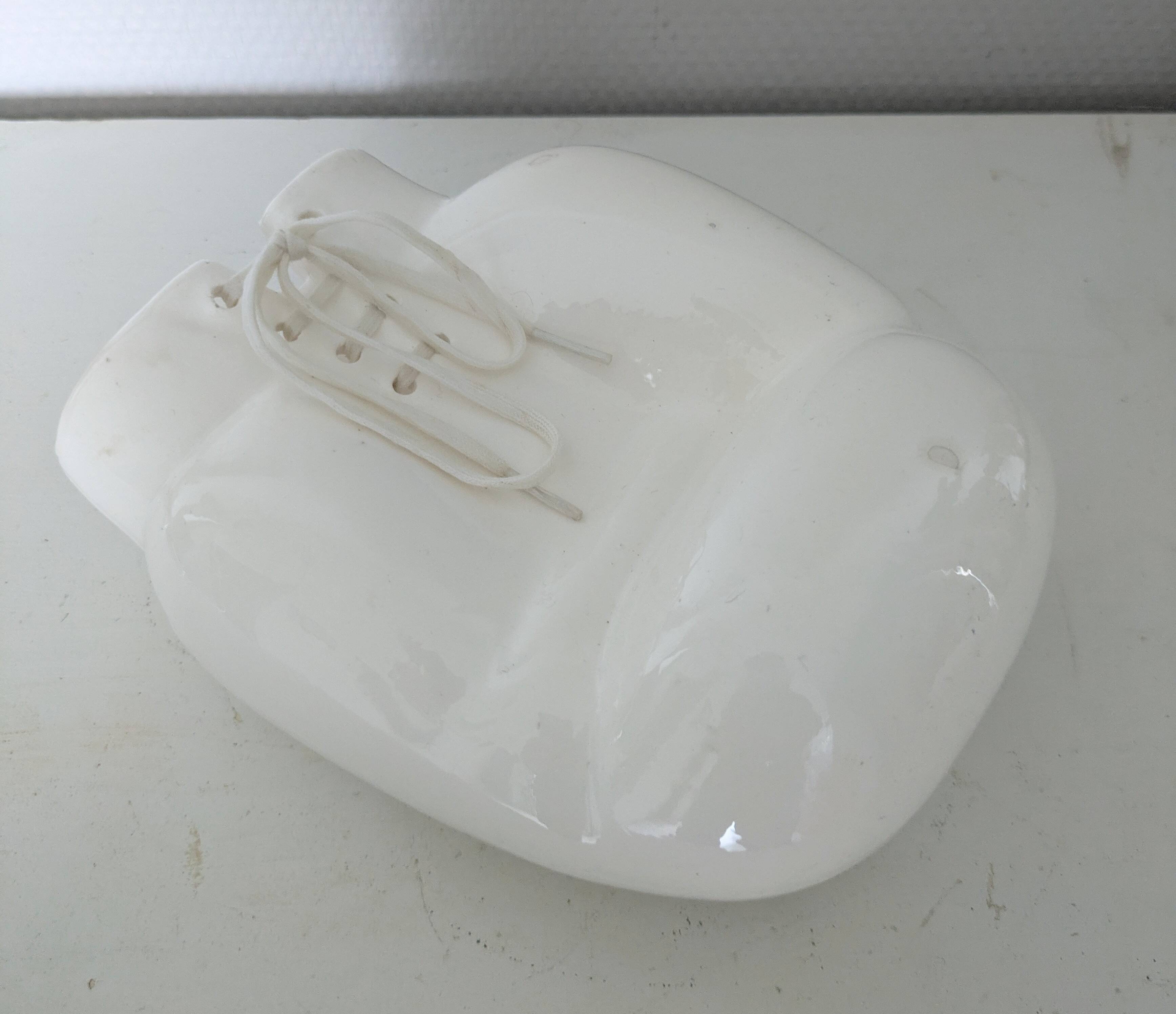 70s ceramic boxing glove empty pocket