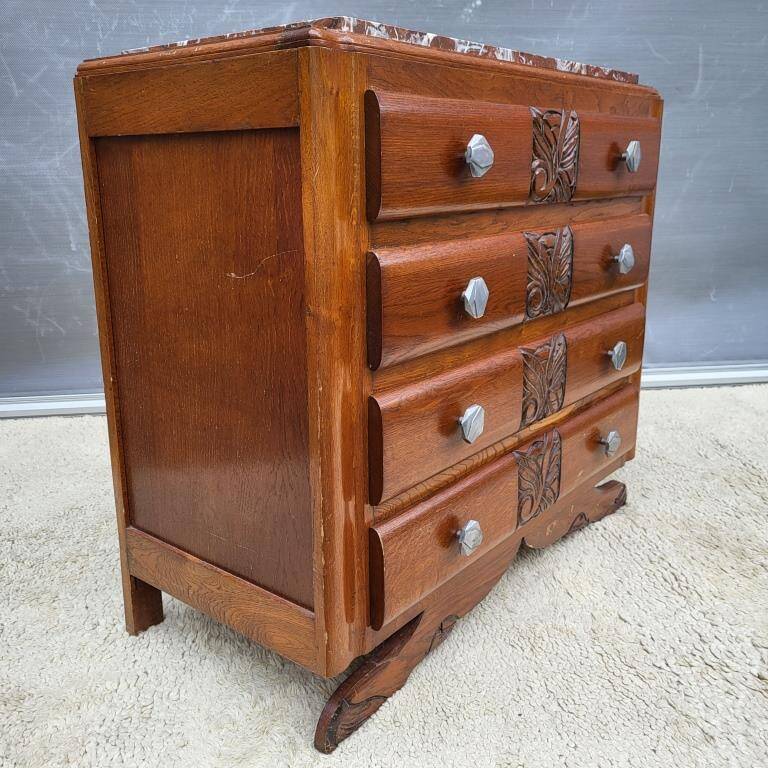 1930 Art Deco chest of drawers with recessed pink marble