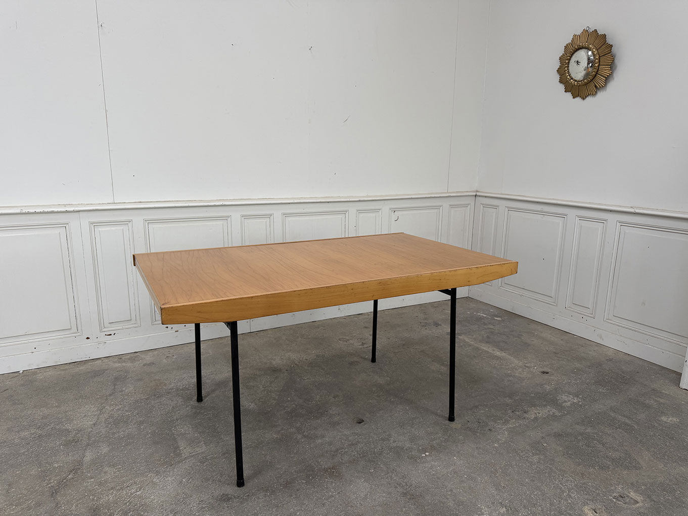 Table Alain Richard 1950