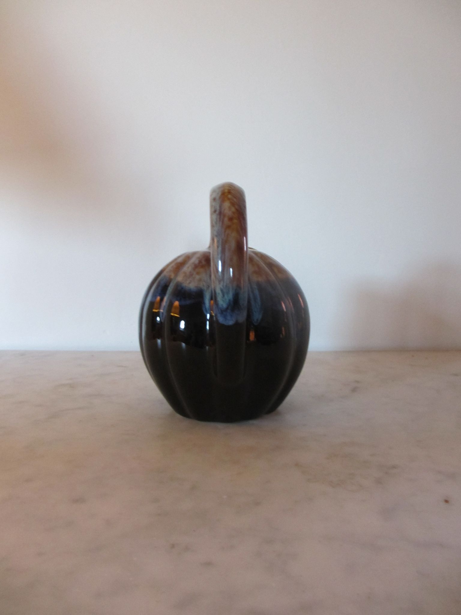 Pichet en faience