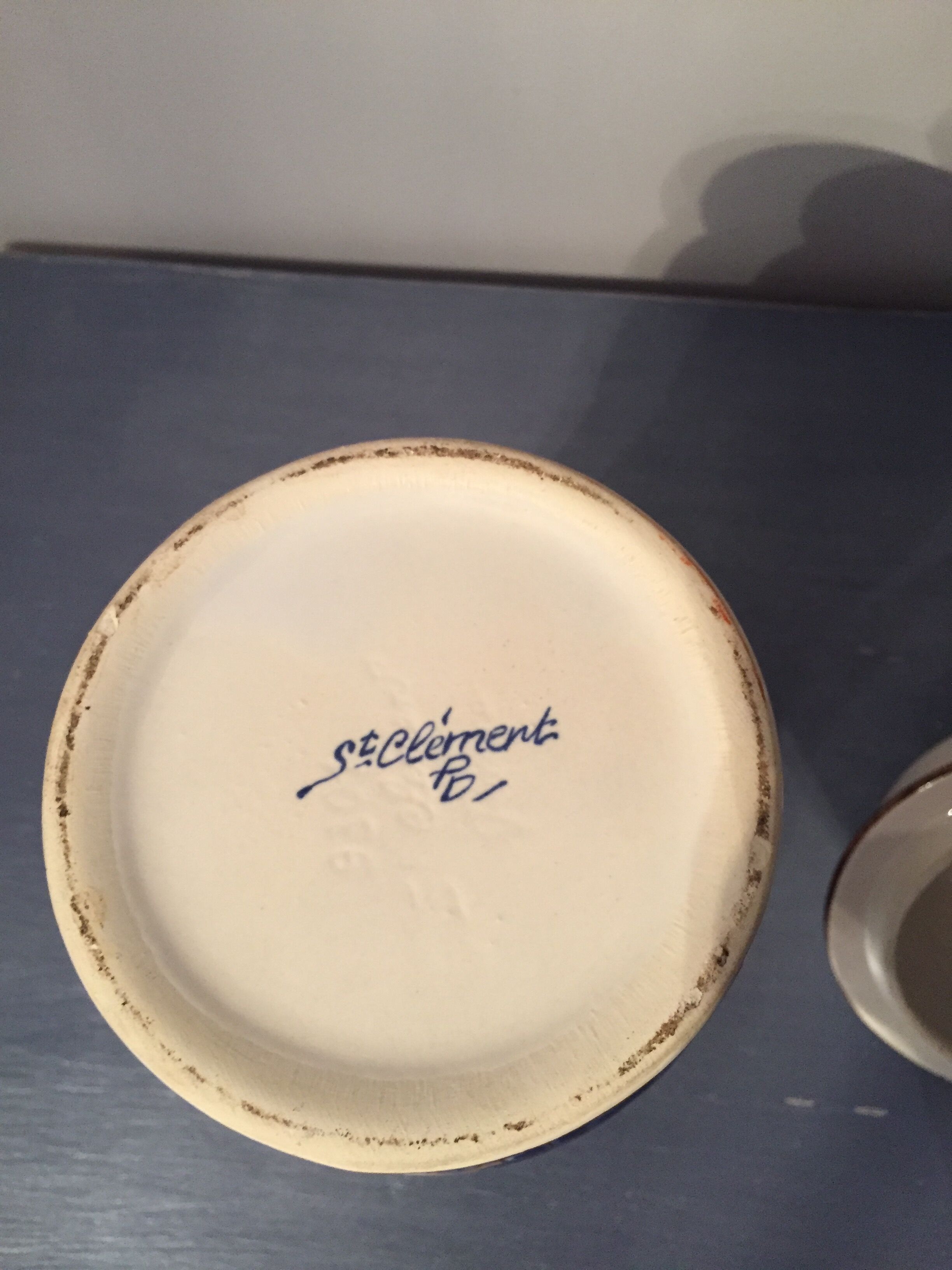 Saint Clement porcelain apothecary pot
