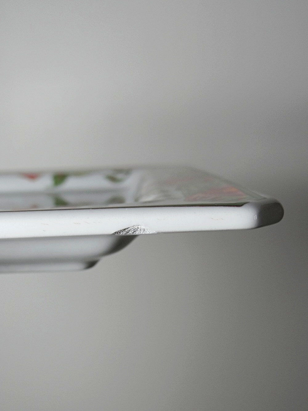 Set of 4 plates/dishes Tiffany Boutique, vintage Italian ceramic