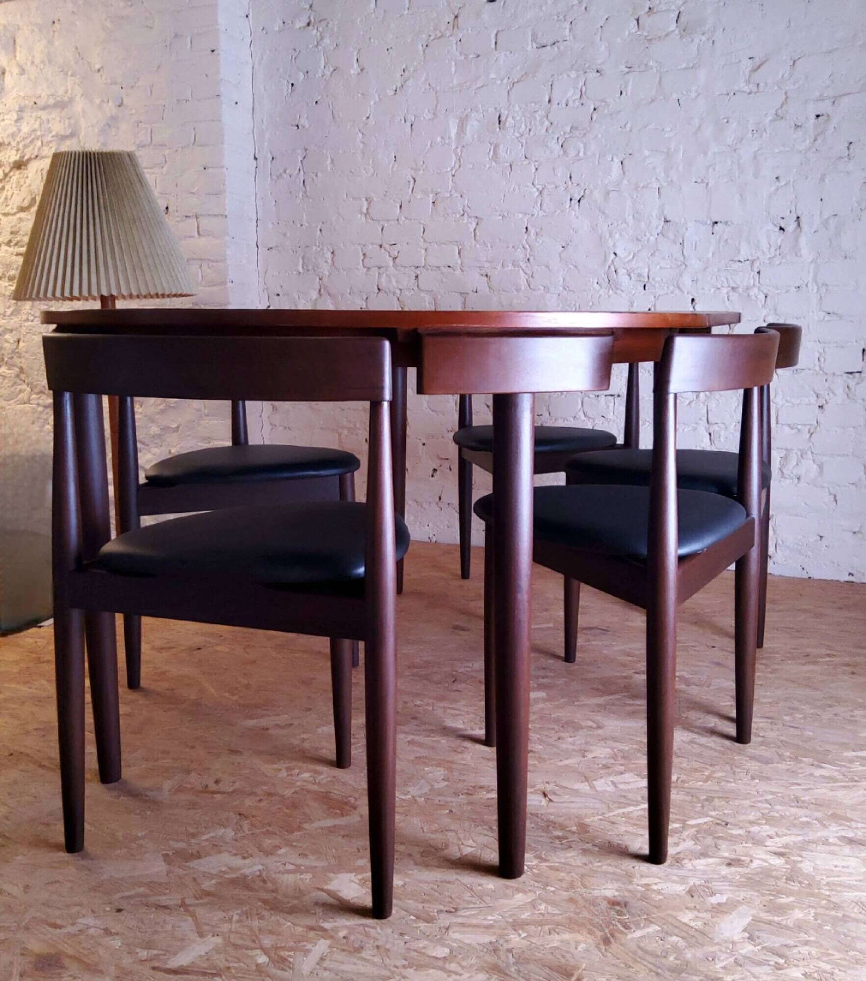 Danish Scandinavian table and chairs by Hans Olsen for Frem Røjle 1960