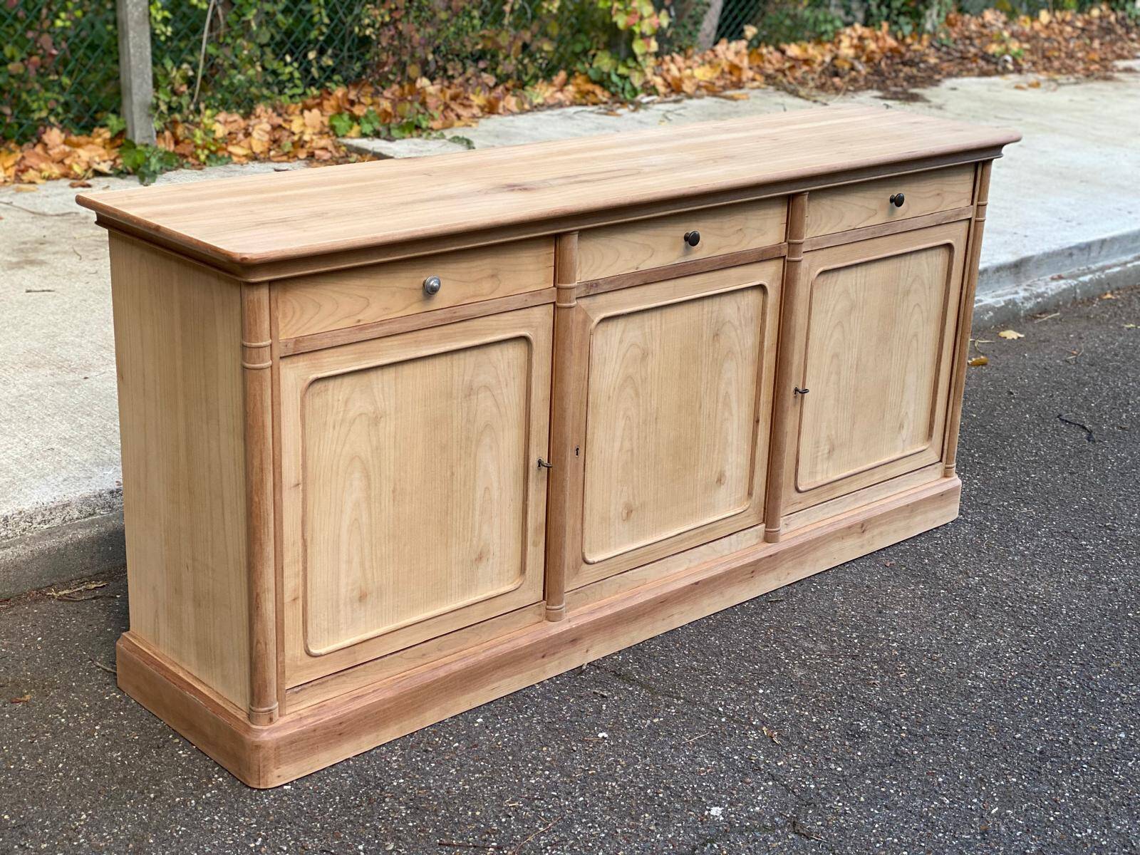 Buffet impérial rénové en bois du 20ème 190cm