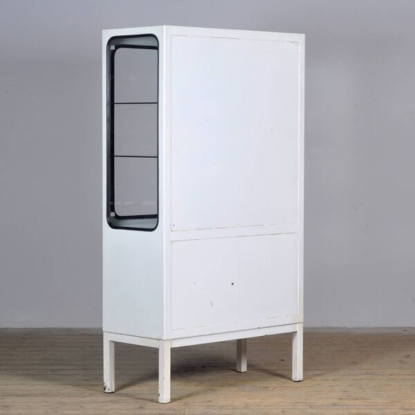 Armoire à pharmacie vintage, années 1970