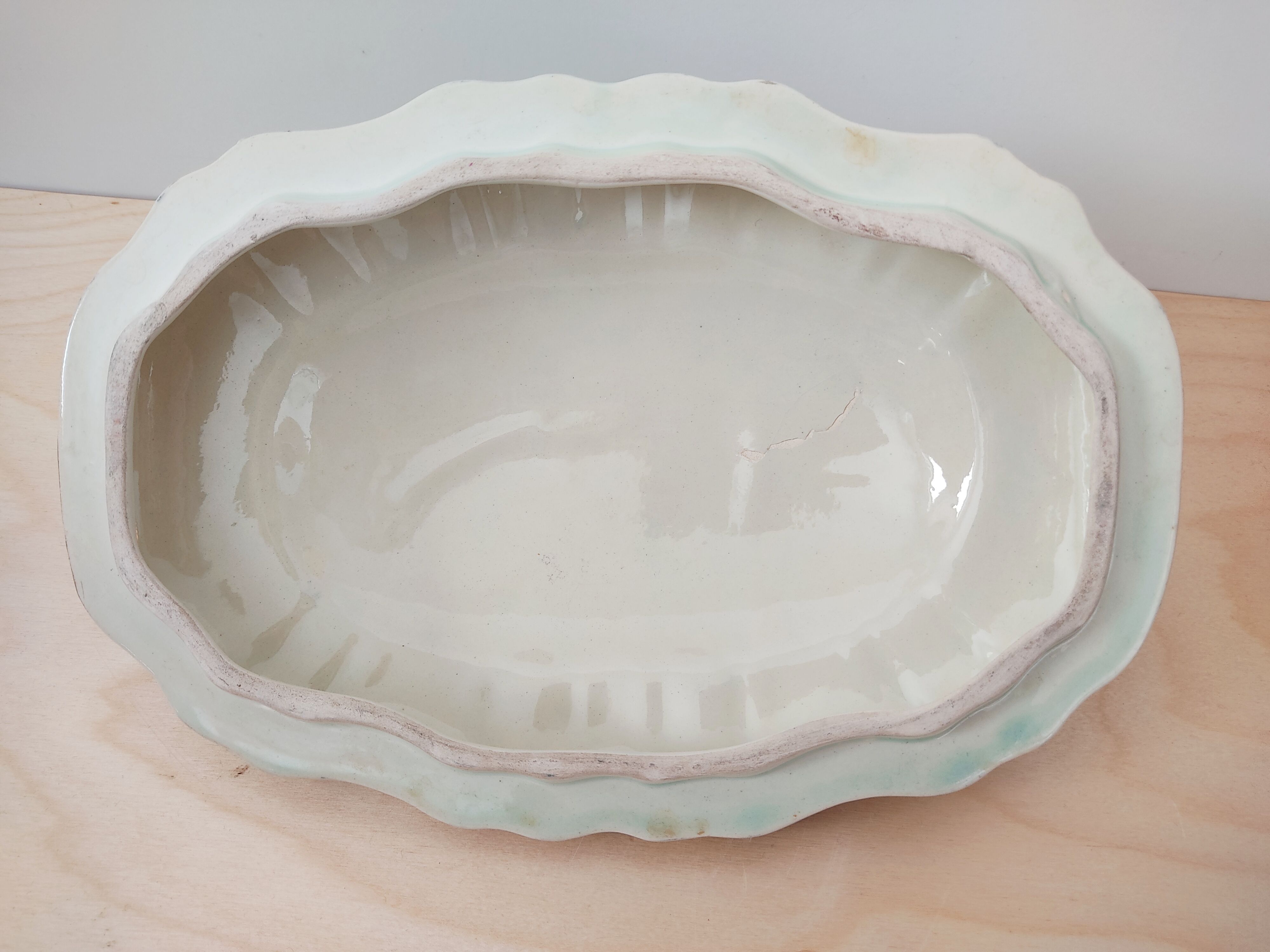 Delft earthenware covered dish