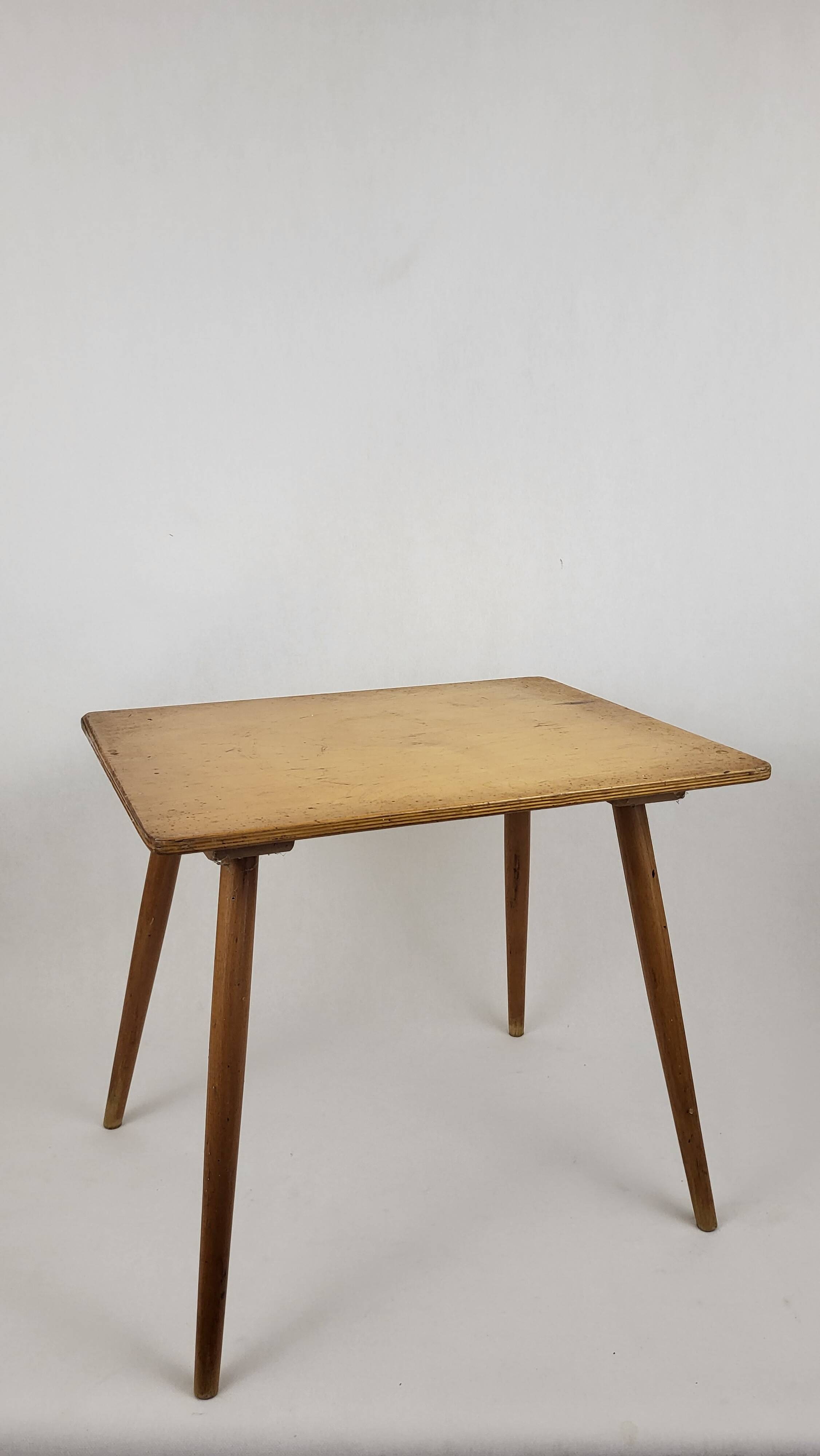 Coffee table spindle legs 1960s