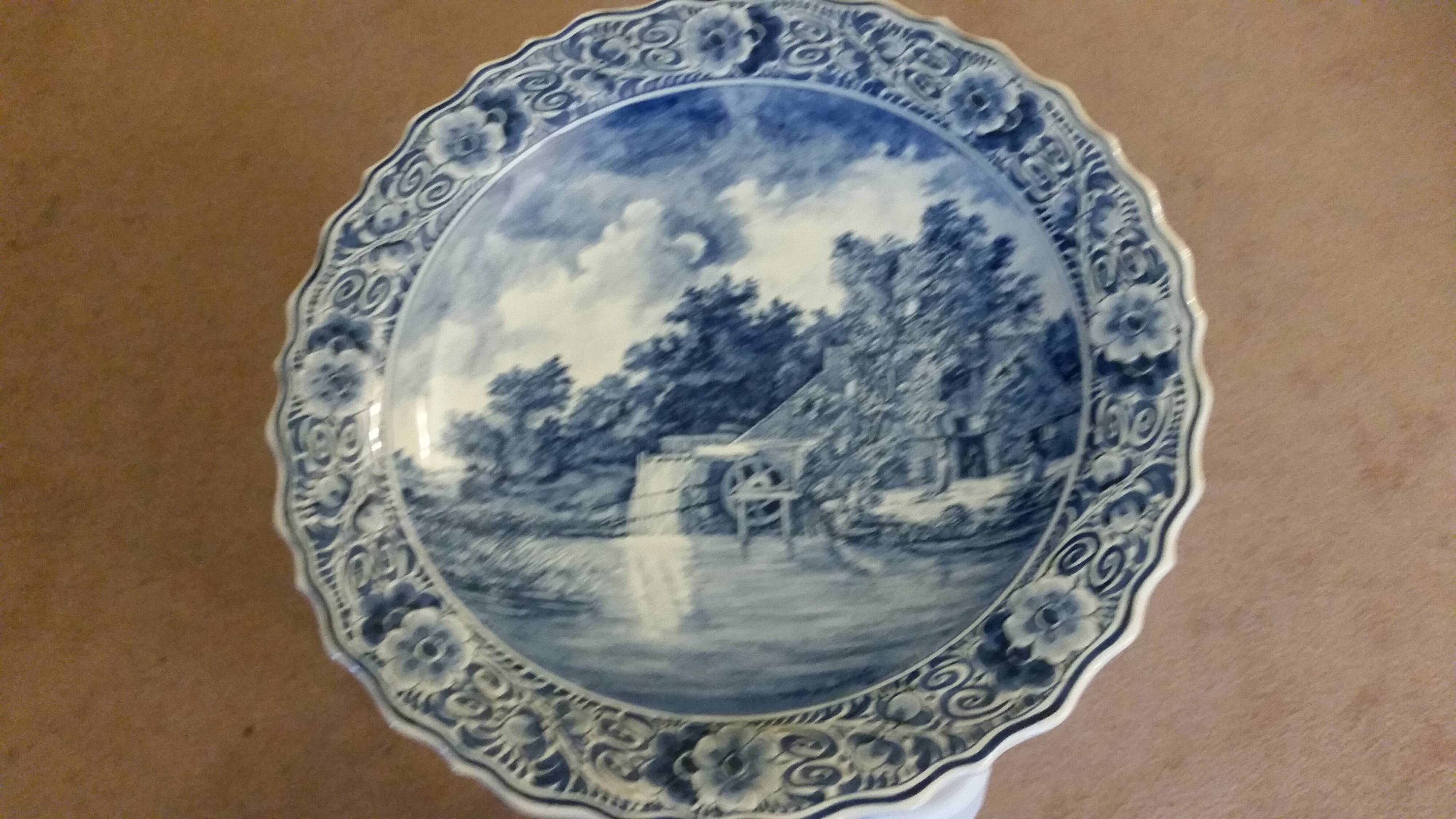Delft Ram decorative wall plate