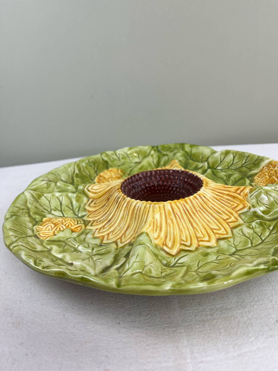 Plat barbotine tournesols