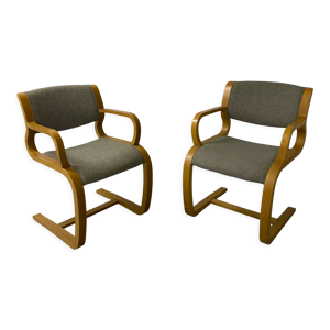 Paire de fauteuils danois,