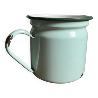 Enameled milk jug