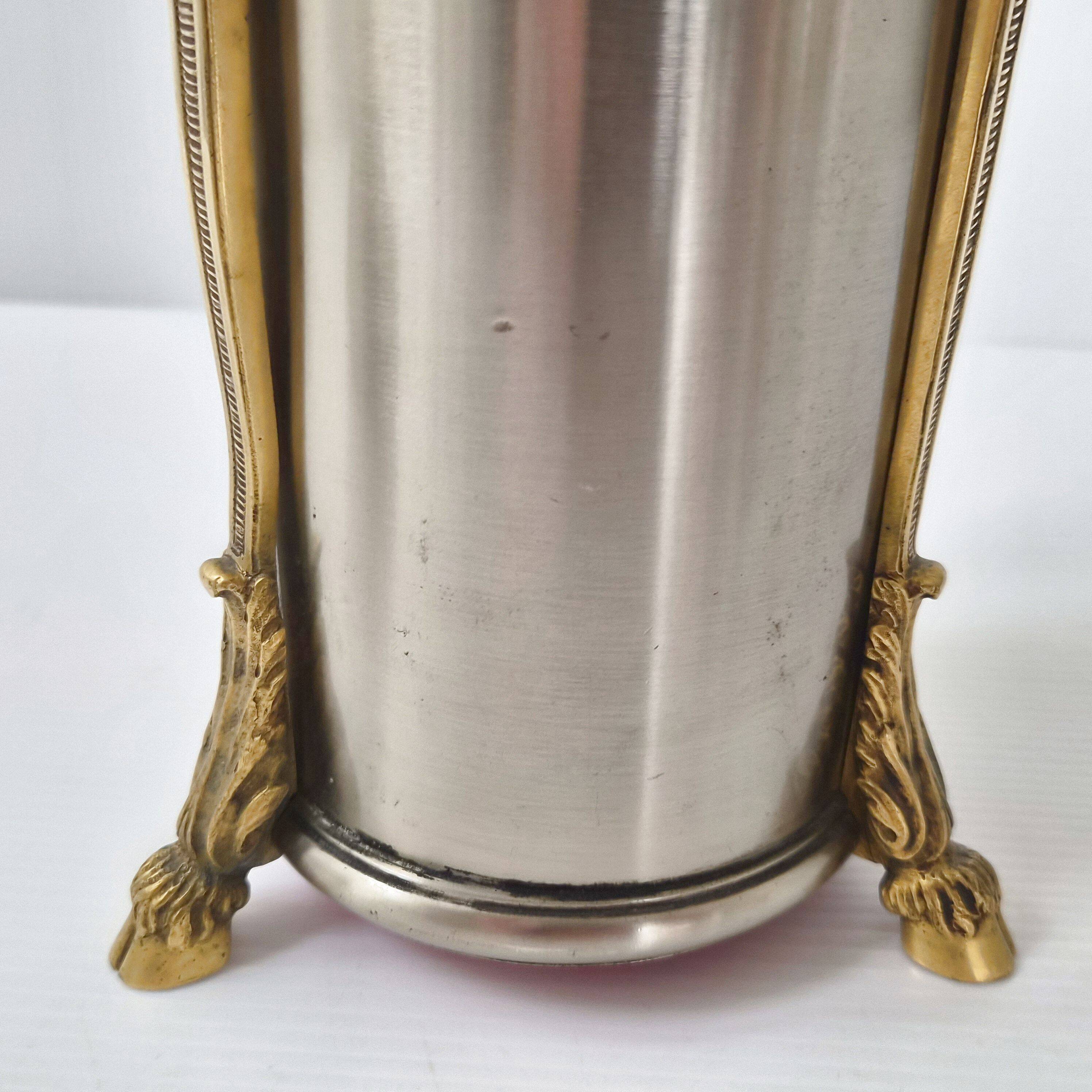 Vintage bottle holder 1970