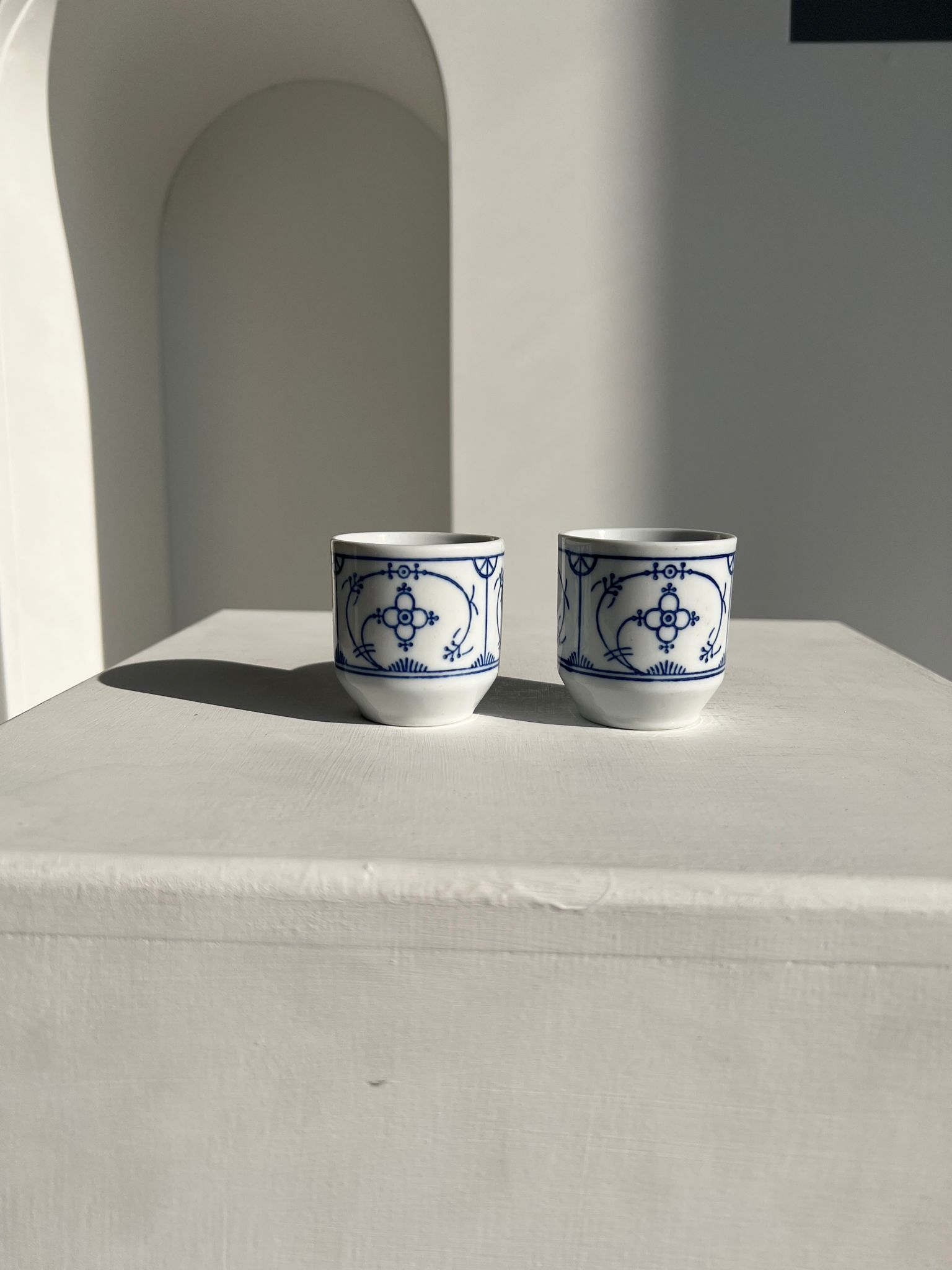 Set of 2 Scandinavian liqueur glasses or cups