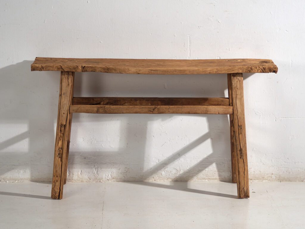 Console ancienne en bois d’orme – Chine, circa 1900