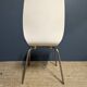 4 chaises blanches