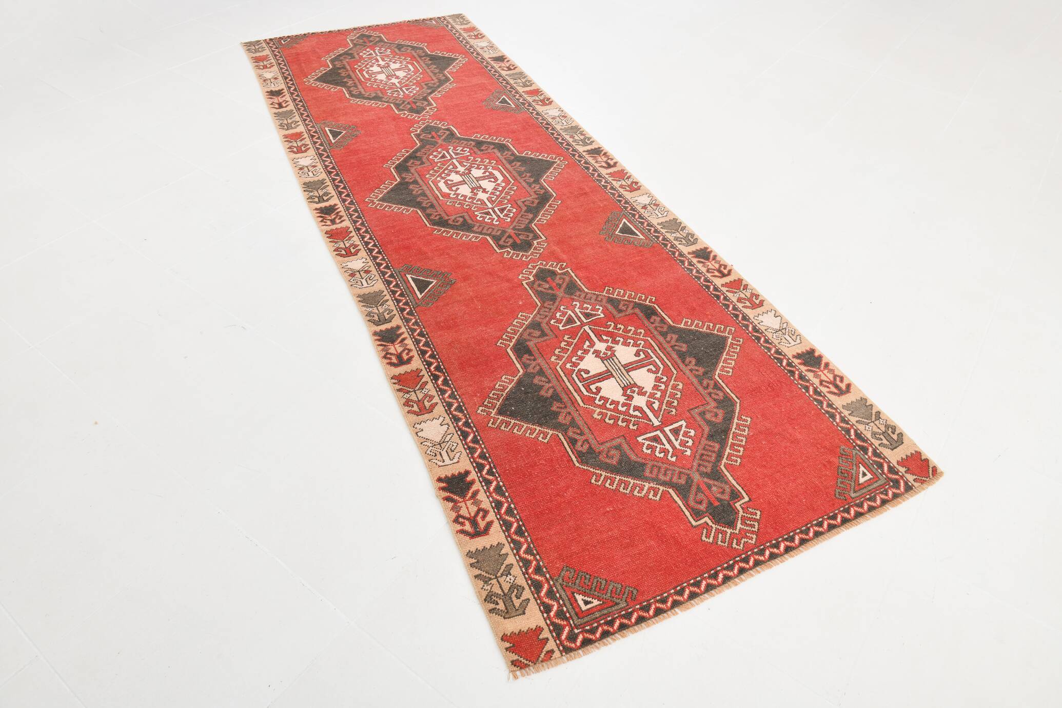 3x10 Turkish Runner Rug, 108x309Cm