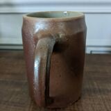 Pair of stoneware mugs