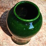 Vase en terre cuite, émaillé et vert