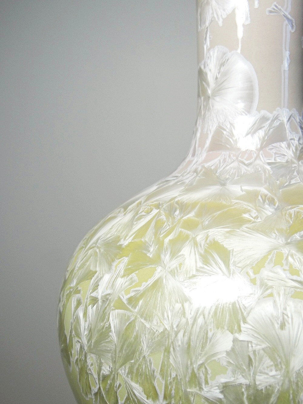 Vintage Jingdezhen Zhi porcelain globular vase with crystalline glazes.