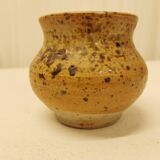 Petit pot avec anse