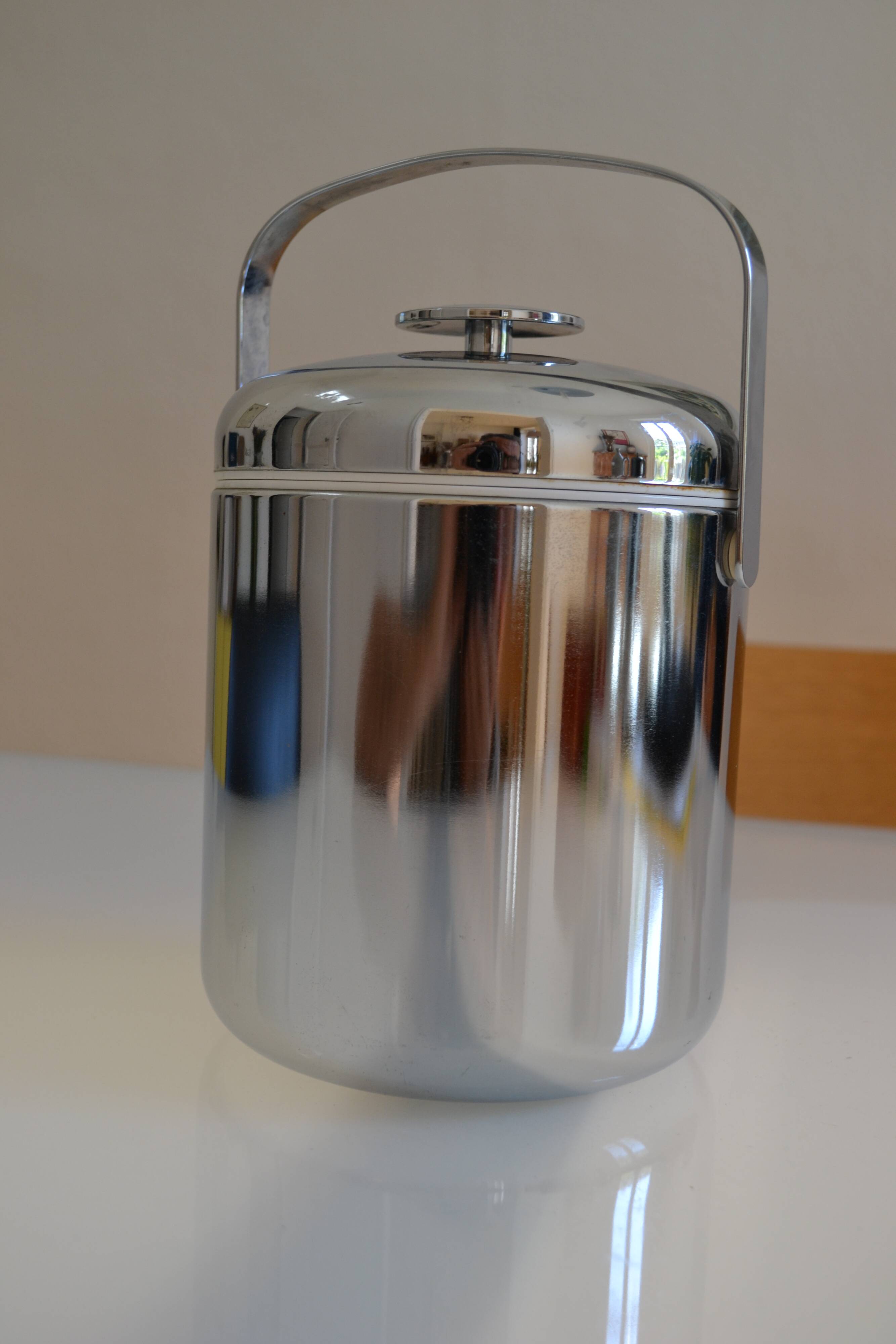 chrome metal ice bucket or elephant ice cubes made in Japan vintage 1970