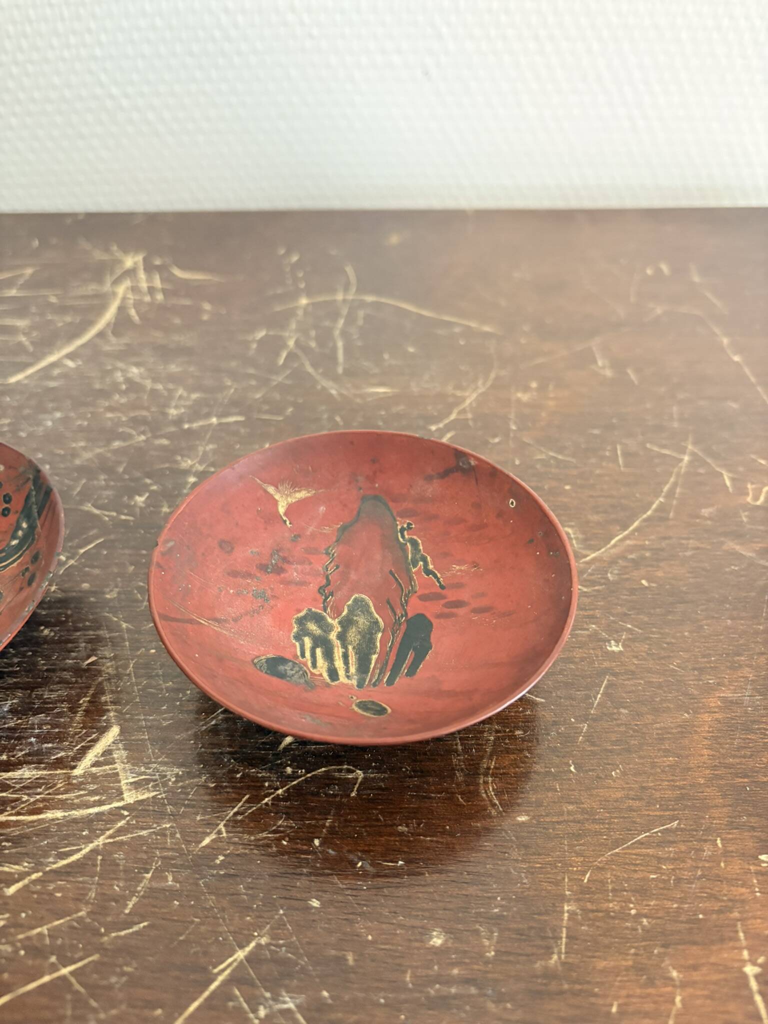 Antique Pair of Sake Cups Sakazuki in Japanese Lacquer Decorated with Maki Crane Meiji Era X