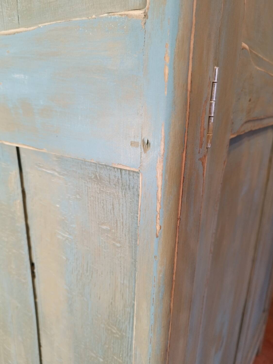 Armoire parisienne