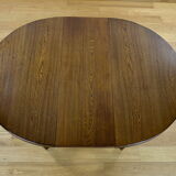 Round table / vintage oval in Aranjou elm