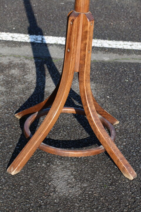 Baumann parrot hanger simple dark beech