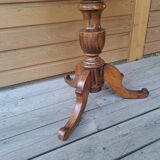 Violin table
