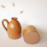 Sandstone pitcher