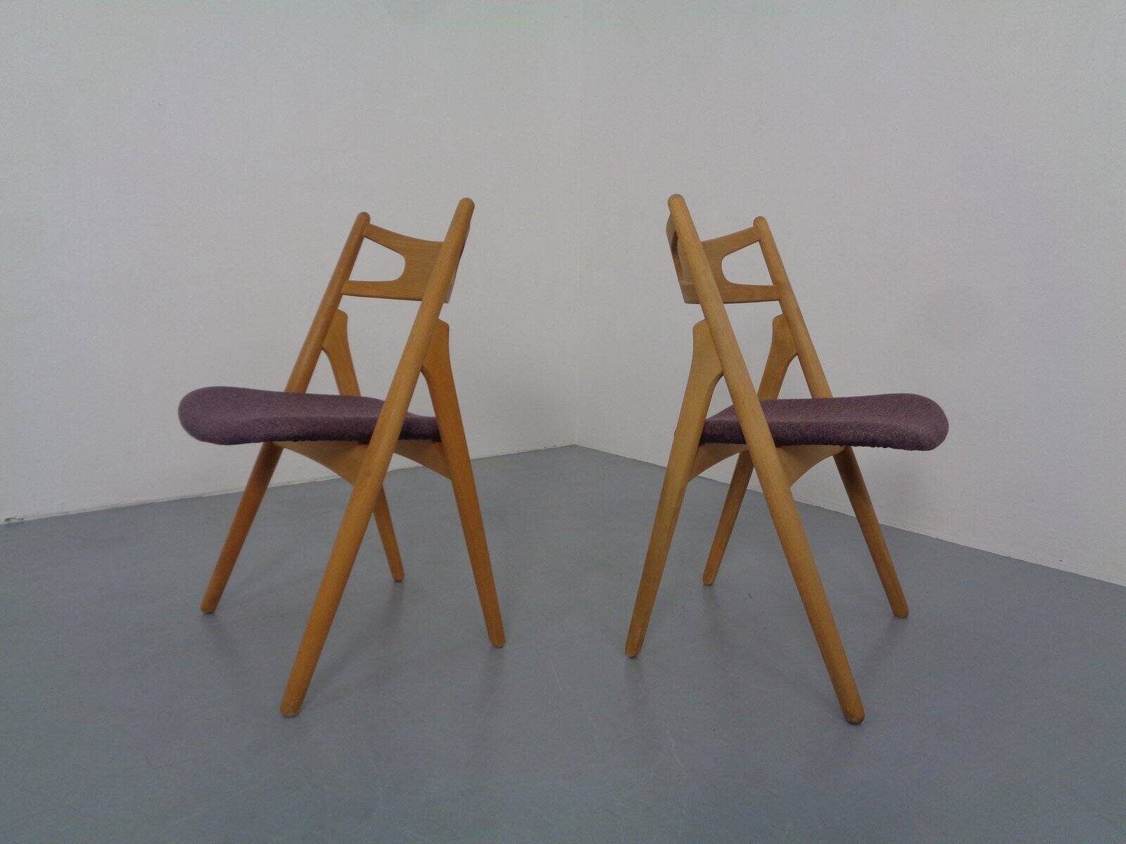 CH 29 Sawbuck Chairs in Oak and Wool by Hans J. Wegner for Carl Hansen & Son, 1950s, Set of 2