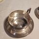Duo de tasses à chocolat en métal argenté