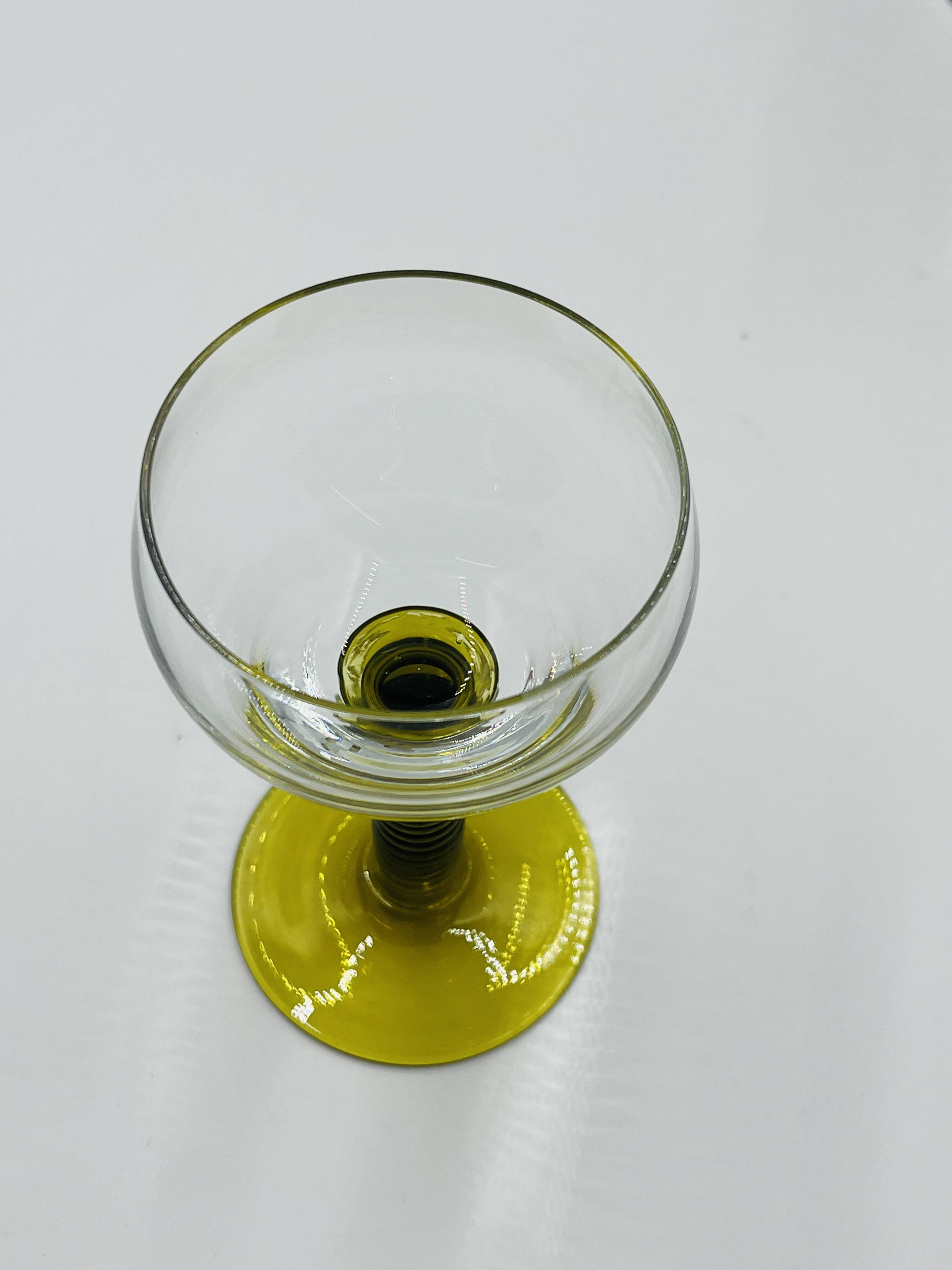 Lot de 5 verres à vin Roemer verts