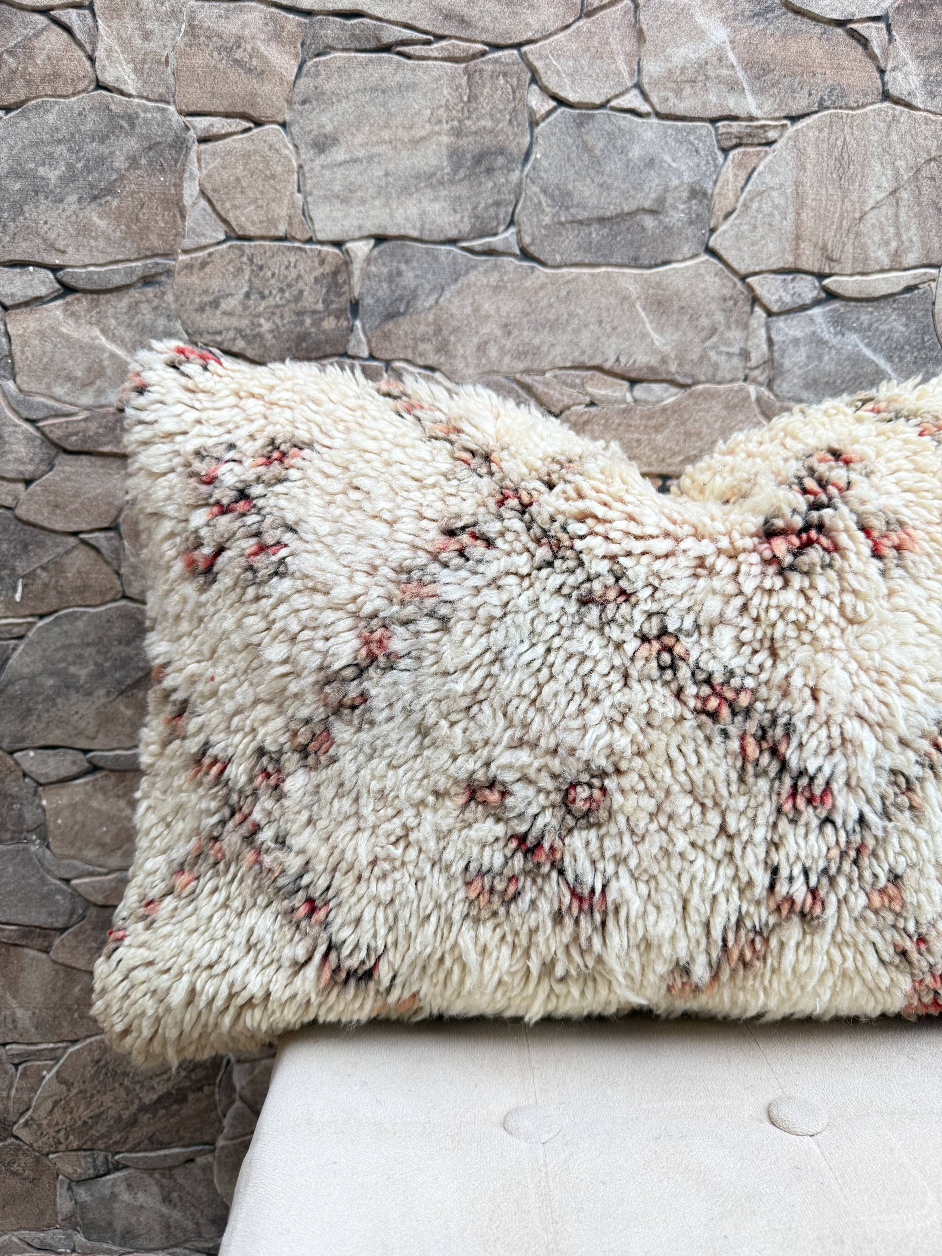 Vintage Berber wool cushion cover: Moroccan rug cushion,
