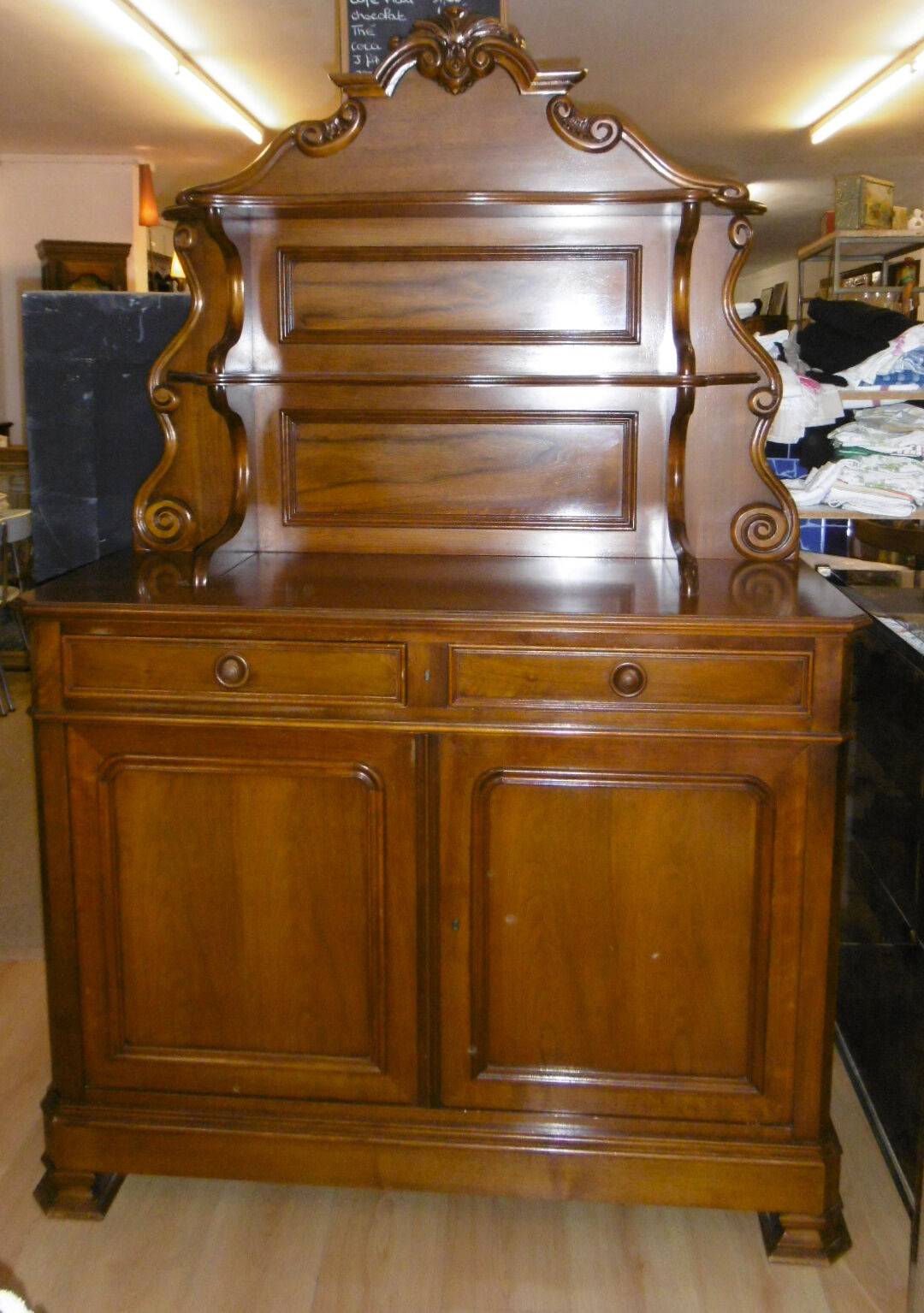 Buffet saint hubert style Louis Philippe solid walnut