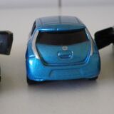 Lot of 3 japanese cars 1/61 and 2 x 1/68 with original packaging Japan