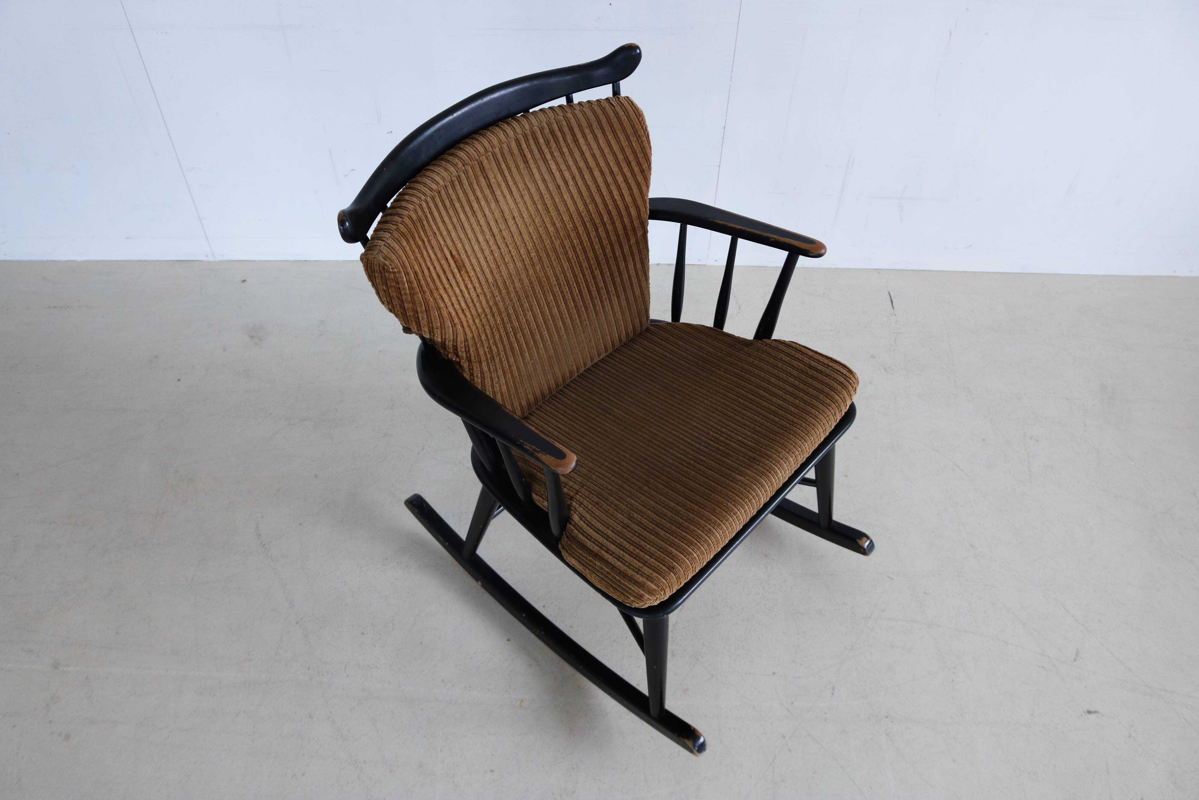 Vintage wooden rocking chair by Farstrup