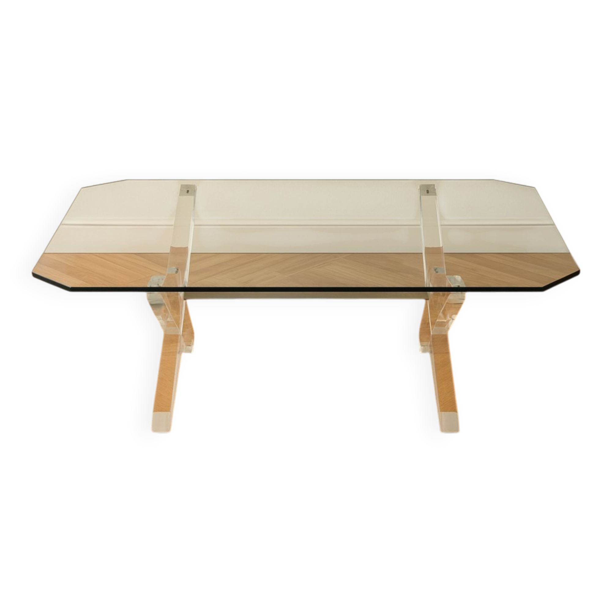 Designer coffee table in glass with an altuglass base.