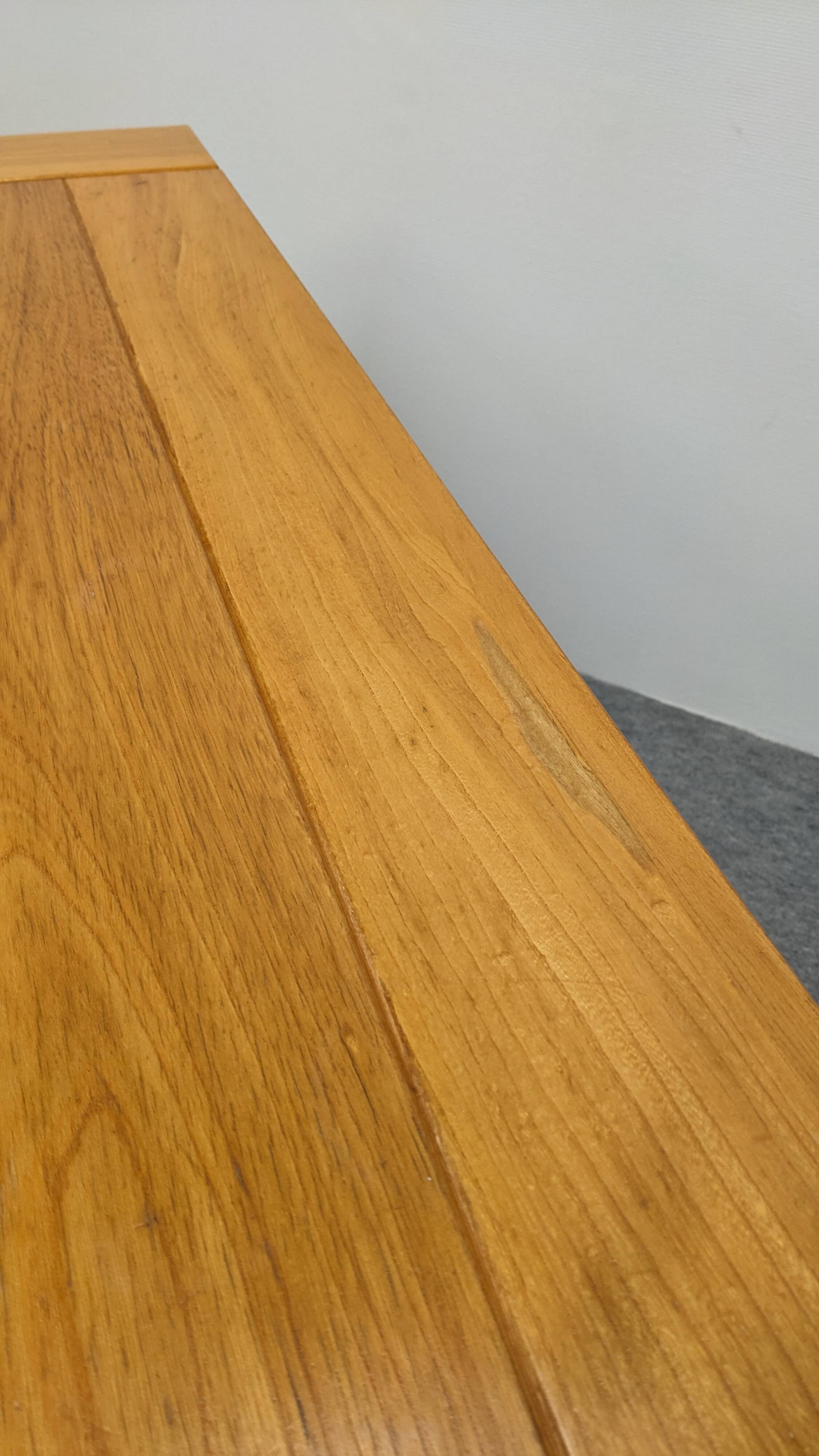 Maison Regain extendable table in solid elm, 70s-80s