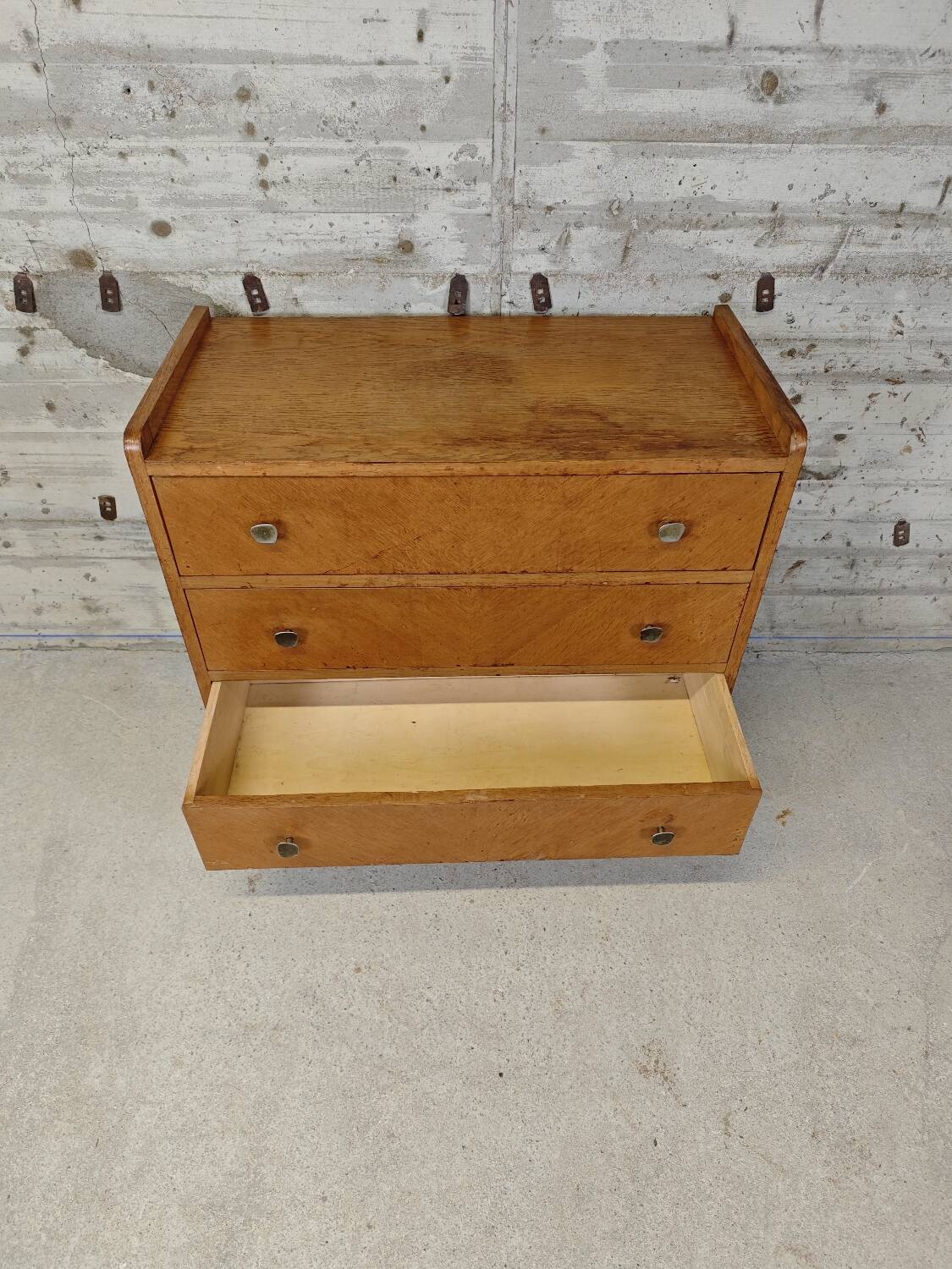 Commode vintage
