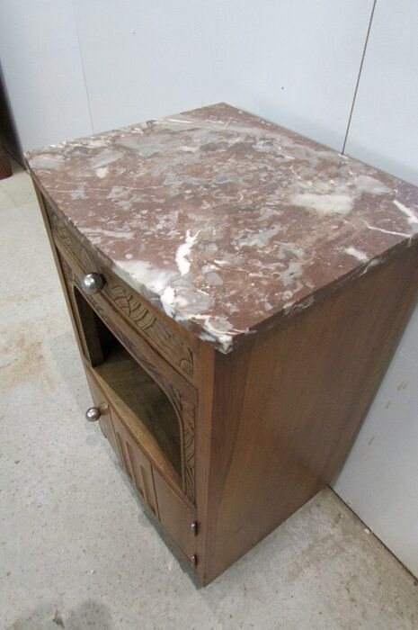 Art déco in massive walnut bedside table