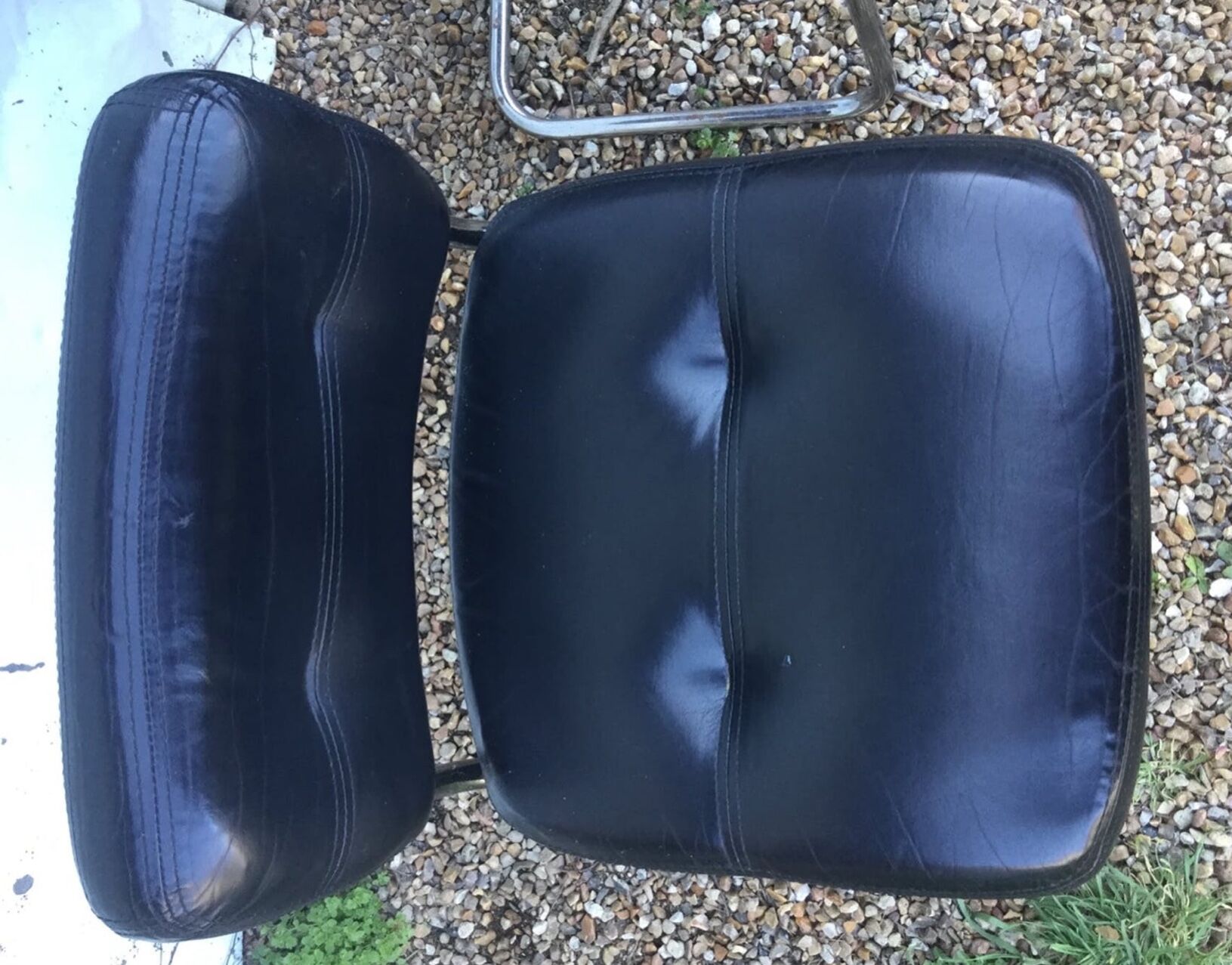 Pair of vintage armchairs 70 black