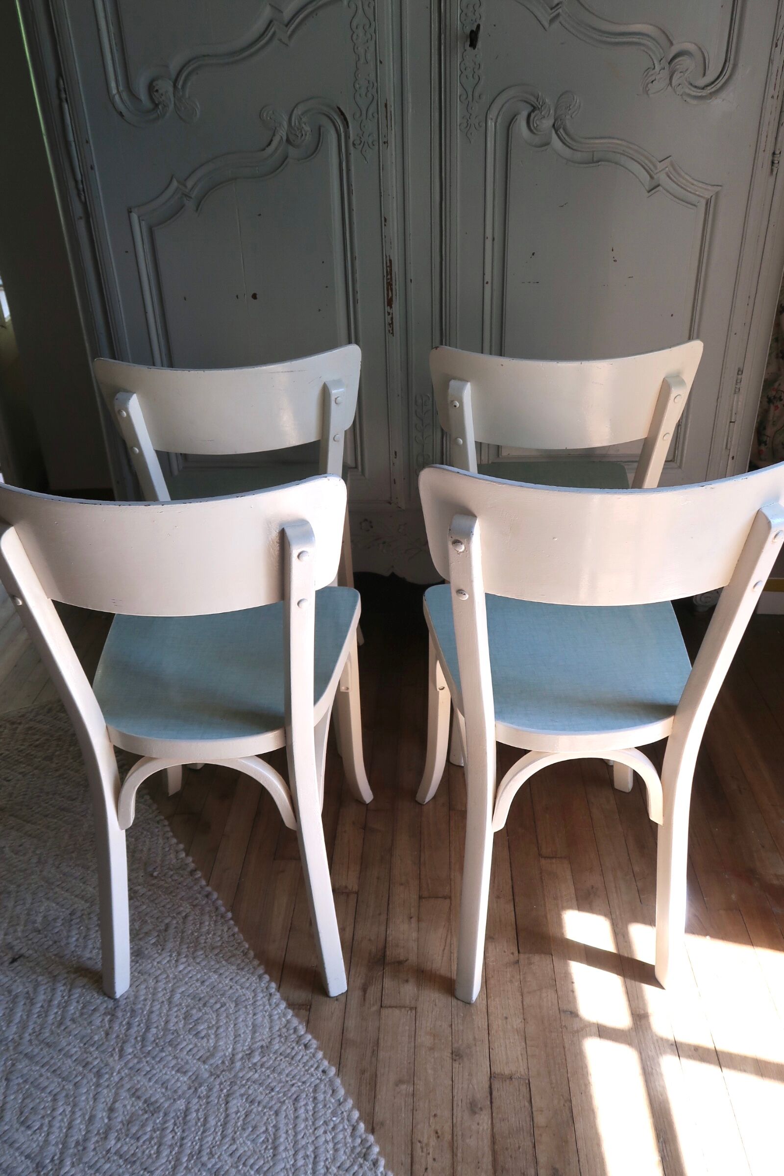 Lot de 4 chaises bistrot Baumann en bois et formica