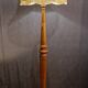 Lampadaire en merisier XXe