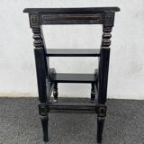 3-step library stepladder