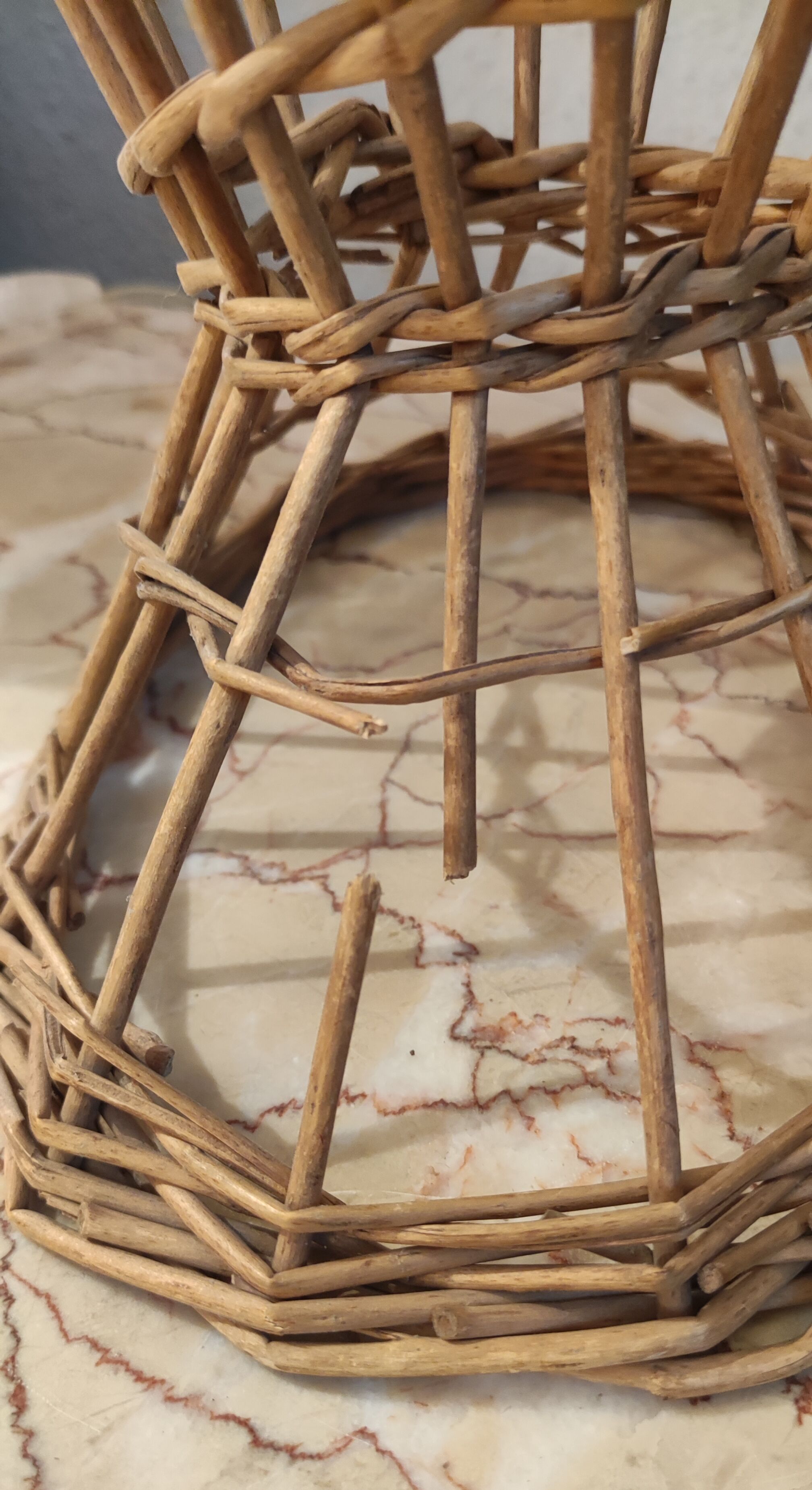 Old Marotte rattan hat head