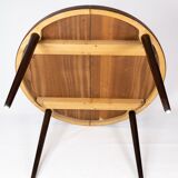 Dining table in rosewood of designed by Arne Vodder from the 1960s.