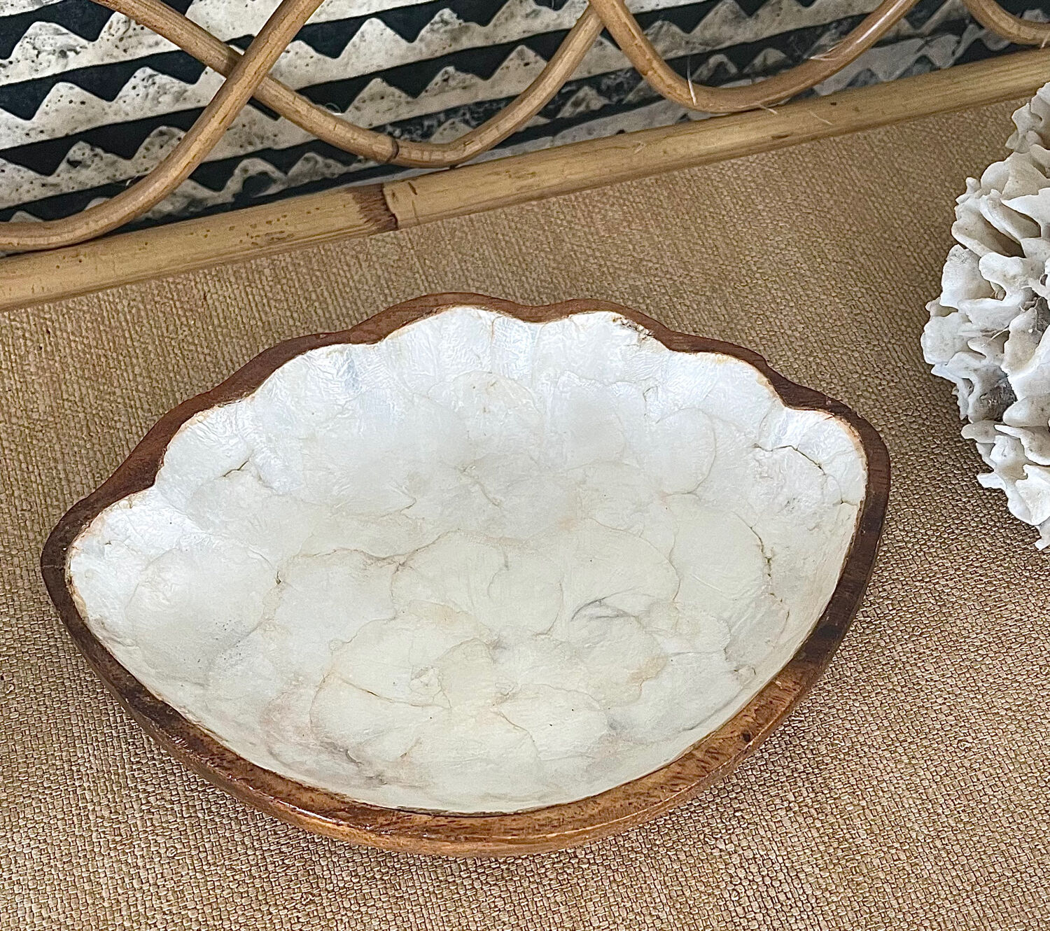 Empty pocket wood and mother-of-pearl